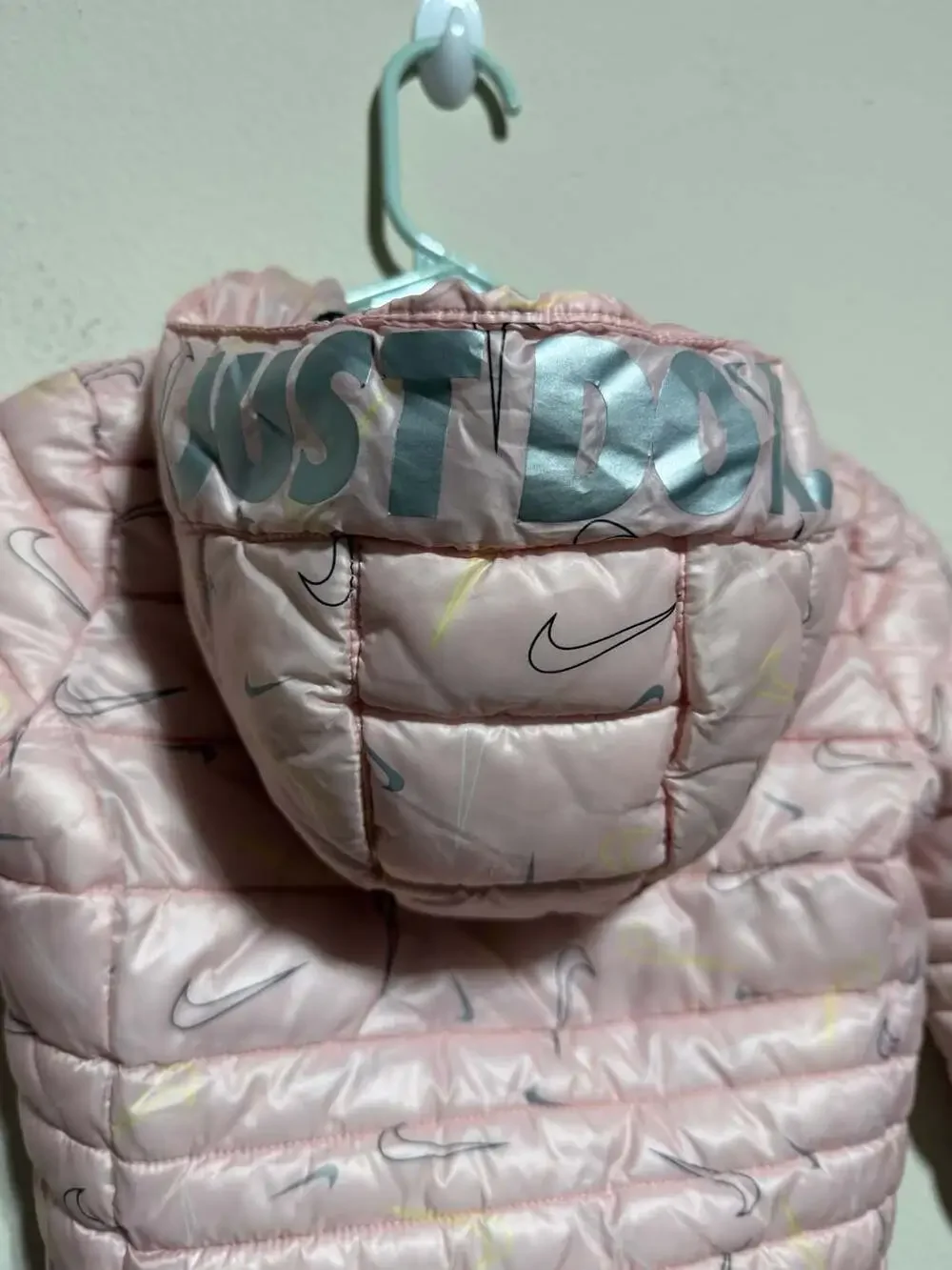 Nike Toddler Girls Pink Foam Just Do It All-Over Swoosh Puffer Jacket